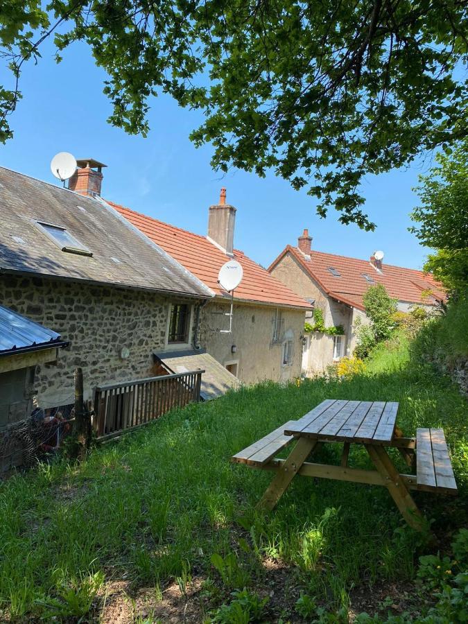 Montreuillon Petit Cocon Au Coeur Du Morvan מראה חיצוני תמונה